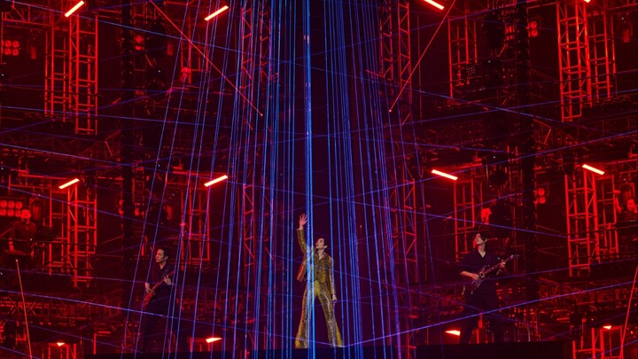 Mungkin kamu kenal aku, tapi belum tentu pernah dengar penampilan live-ku.