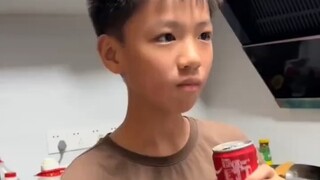 12岁的小侄子存款百万，“拥有自己的工厂三年级就开始做生意” 网友: 这简直是商业奇才啊