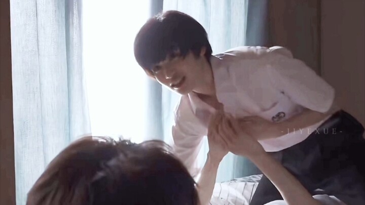 What’s the difference between this and being there in person, seriously?! Takuya even started tuggin