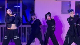 Blast me! The internet's top cross-dresser, nmixx's "DASH" practice studio cover dance is now availa