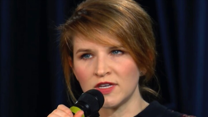 Wawancara dengan Tara, penulis "Fly to Your Mountain Like a Bird": Anda bisa mencintai seseorang dan