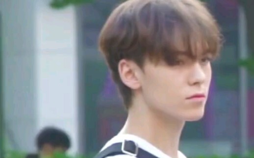 如果给次人的上班路配BGM的话？