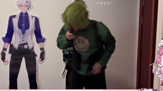 Japanese Lolita laughed so hard when she saw "Fuguijun's latest COS blind box unboxing"