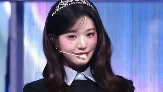 IVE最新回归曲ATTITUDE首打歌舞台