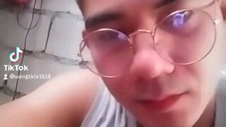 hindi kc😂