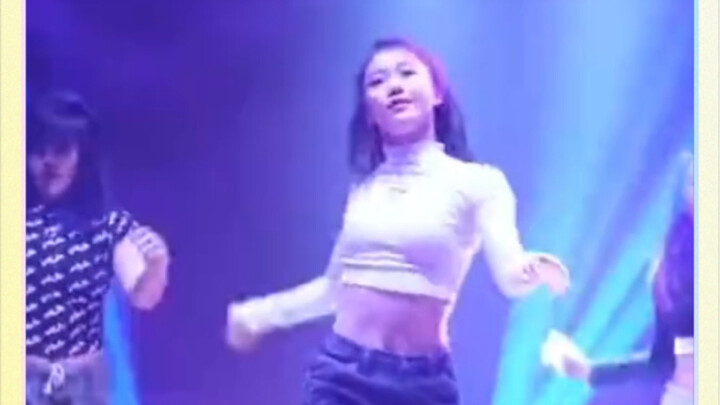 【Thẩm Hiểu Đình】Thẩm Hiểu Đình dễ dàng xử lý vũ đạo nóng bỏng