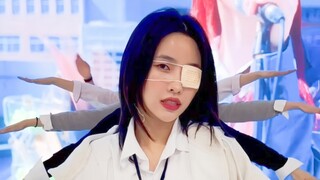 The choreography is awesome! Xiaojuan and her dance troupe perform an extended version of "Fate"