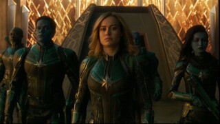 Captain Marvel - Funny Hero Inside Room