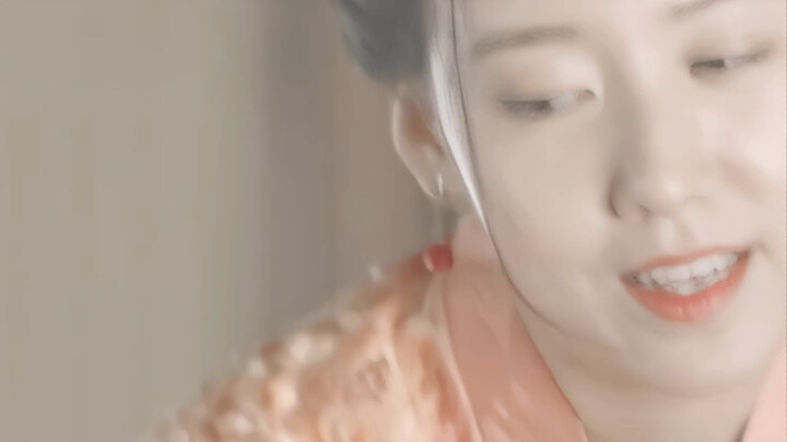 จุดแข็งที่ยิ่งใหญ่ที่สุดของหลินเสี่ยวเหนียงไม่ใช่ความสวยงามหรือความอ่อนโยน แต่เป็นความสามารถในการมอง