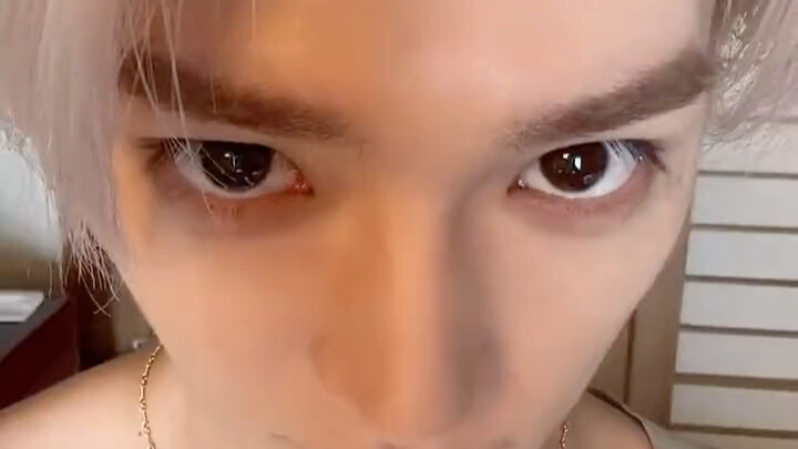 230908 李泰容TIKTOK更新 我姓石你姓什么