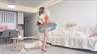 A cute fox shaking [Nine-tailed Fox]