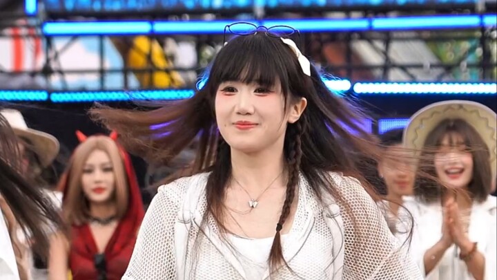 真真随舞再次跳起去年的曲目《Yes or Yes》(250502，随舞完整版)