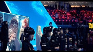 一首《Wake》致敬2021年这支励志的RNG