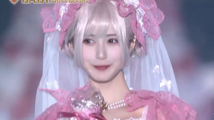 الأطفال يختارون، أما أنا فأريد كلاهما: الجمال العذب والجاذبية المثيرة! عرض أزياء 2024 في كانساي وطوك