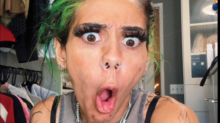 التسويق المؤثر عالميًا | مدونات التجميل العالمية مندهشات من خافي العيوب الصيني! يا لها من مدونة رائع