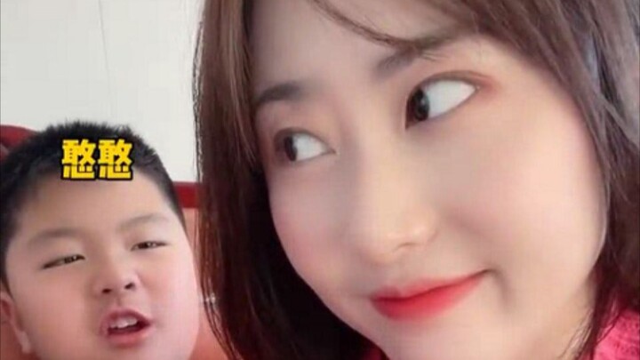 I wonder how my handsome little brother’s butt is doing after getting busted~~~~