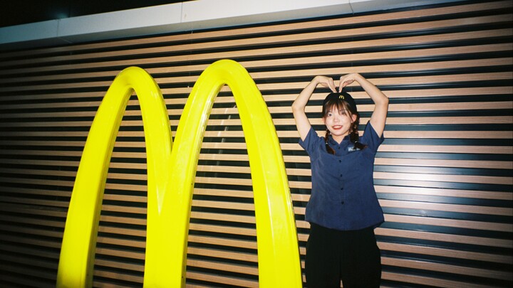 Nhật ký làm thêm丨Tôi đã dành ba năm để quay một vlog về công việc bán thời gian tại McDonald’s