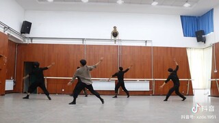 西藏大学 藏风美少年