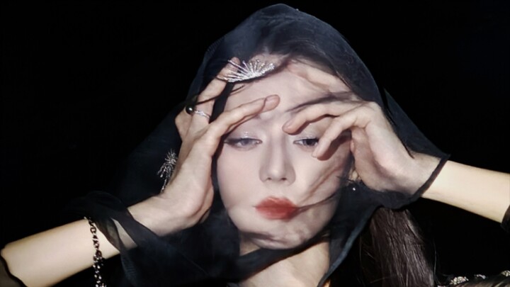 Reba's dance in "Act 10" was filmed under such circumstances