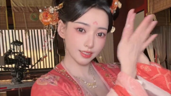 Prosperous World】Xiao Shufei: The Confined Dancing Diary of the Evil Peach