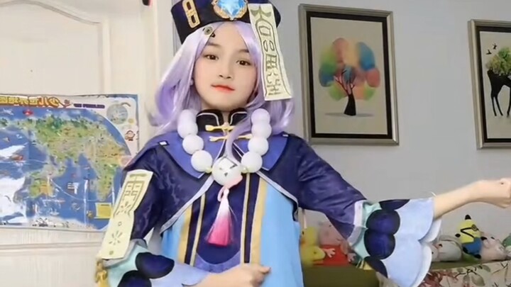 刘雨萱五次cos僵尸loli，你最喜欢哪一版?