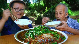 Mengajarimu memasak hidangan khas Chongqing "ikan mas crusian cabai"