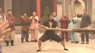 "In a classic Hong Kong drama, a man uses his body to build a bridge to bear a weight of 1,000 kilog
