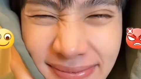 innsarin being cute 🥺🥰❤ (the vid is from TikTok guys btw)