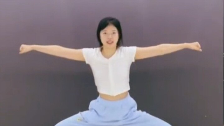 How do dance beginners practice lower body strength?