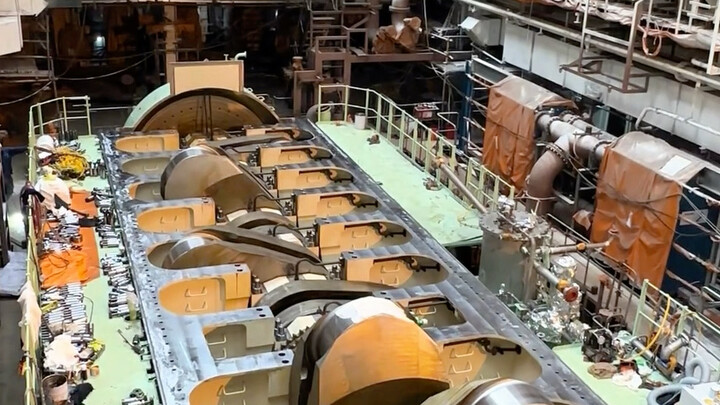 How Does Heavy Fuel Oil on Ships Burn? And How Tricky Is It to Handle the Residue After Burning?