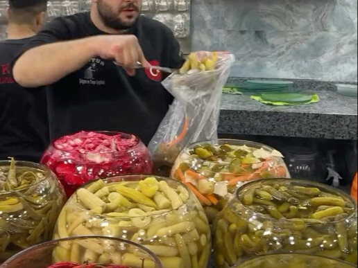 الكوريون يعترفون فورًا بأنهم خبراء!