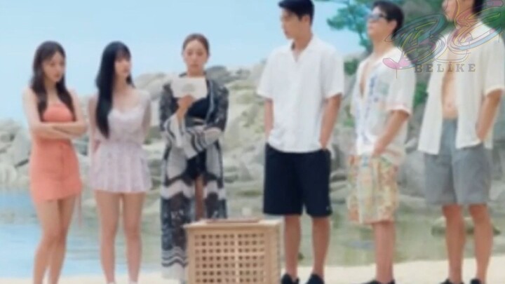 Romantic island (Aku Jatuh Cinta Lagi)