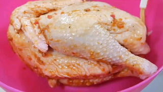 Gà hấp mỡ hành da giòn