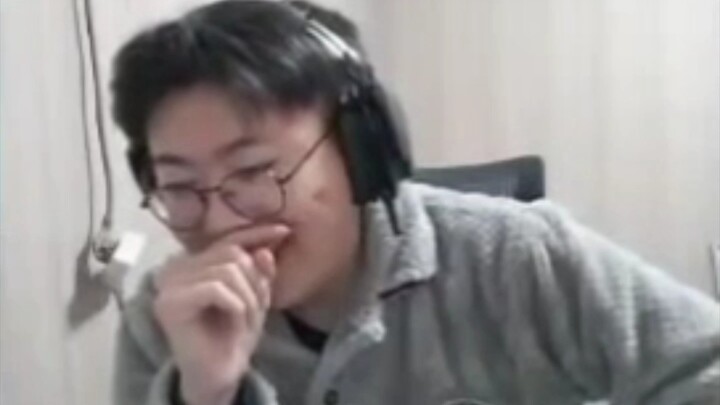 Bilibili’s top‑tier, highly controversial streamer, Kuangmoge, actually went live to bash Cai Xukun,