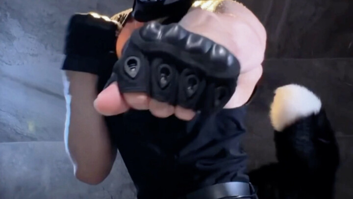 ملامحه تبدو شريفة تمامًا..