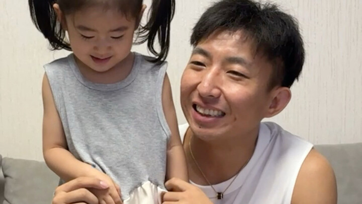 الأخ وانغ تحسّن أخيرًا، وتلقّى حزمة كبيرة من رعايات A J، فتحقّقت أحلام شبابه أخيرًا!