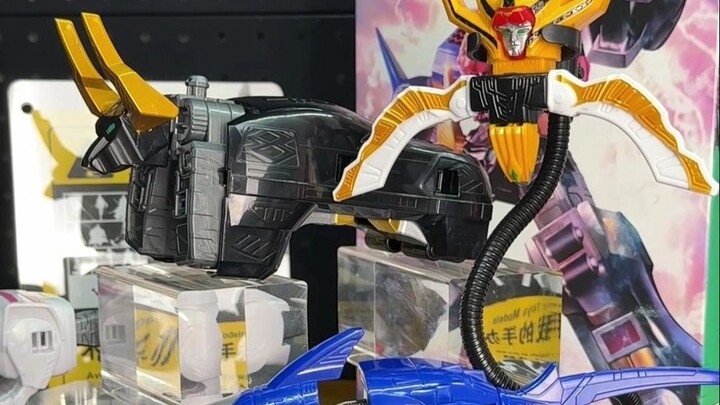 万代战队宇宙牙吠王