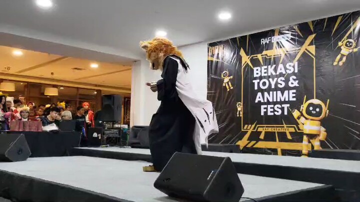 Coswalk at Mega Bekasi Hypermall