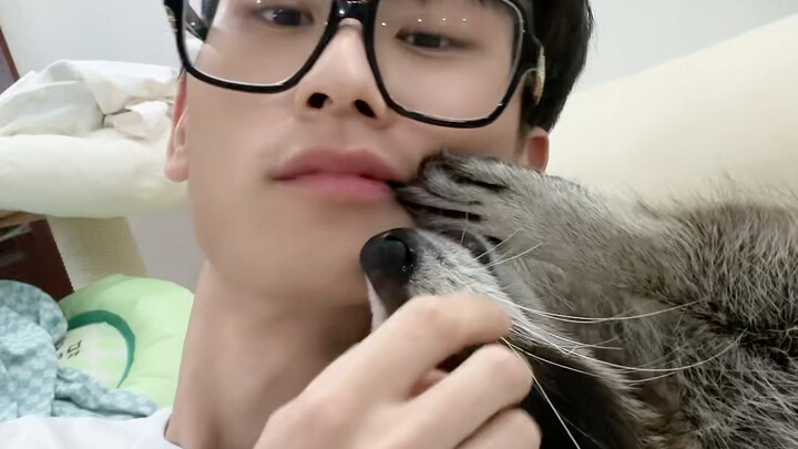 Duck, you don't have to be this close