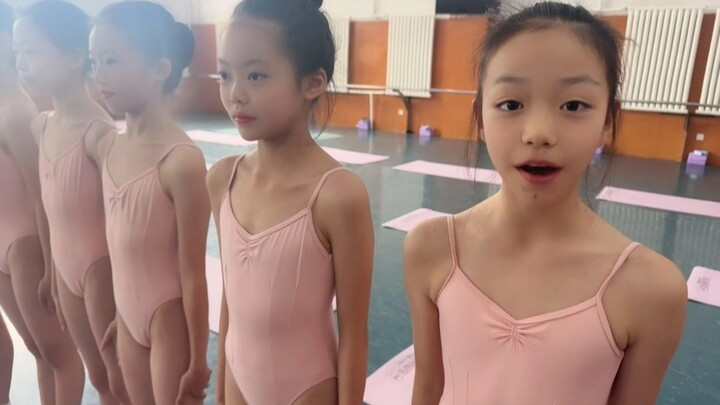 لمحات من غرفة الرقص 166