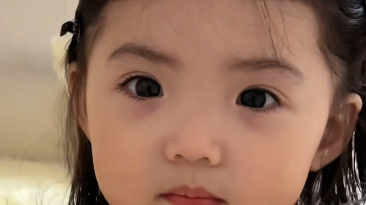 Mấy tiếng “mẹ ơi” này hơi gắt nhỉ!