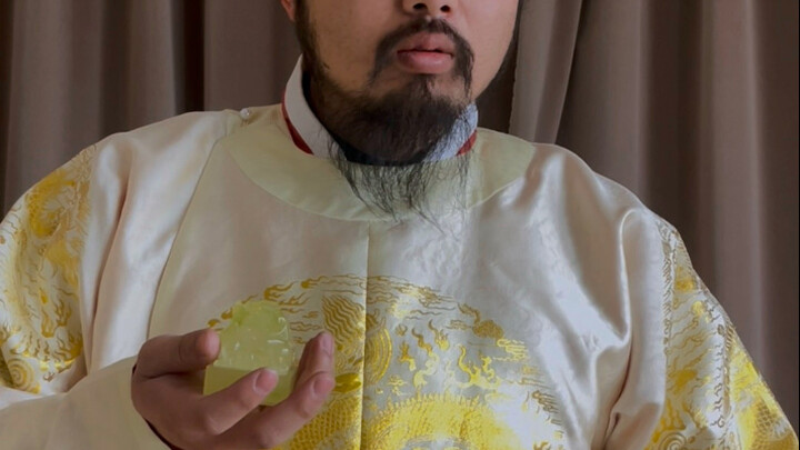 عندما تُسقط الكوب عن طريق الخطأ في الحفلة