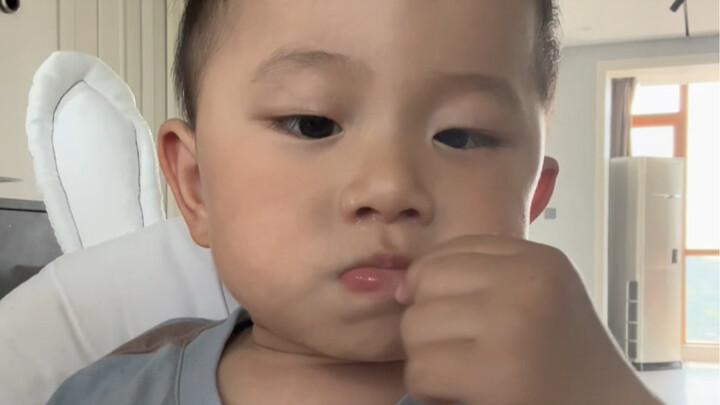 A Mukbang with an Eye-Rolling Twist