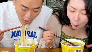 #Jingong Rice Noodle What does it feel like to shoot oneself in the foot? #Food