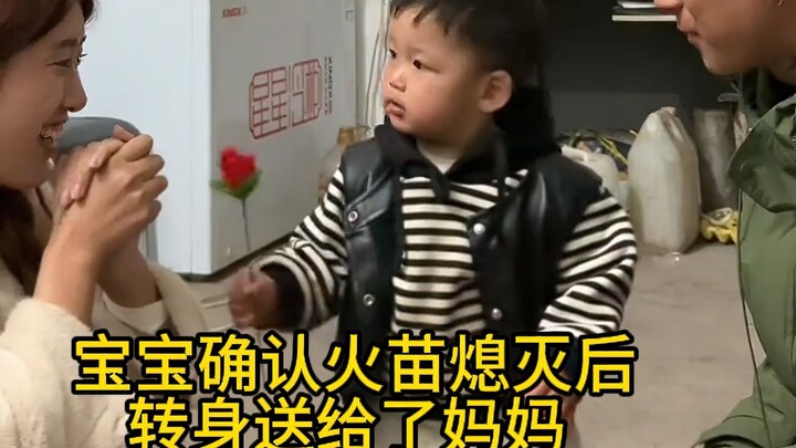 Mẹ là cô gái dễ dỗ nhất thế gian!