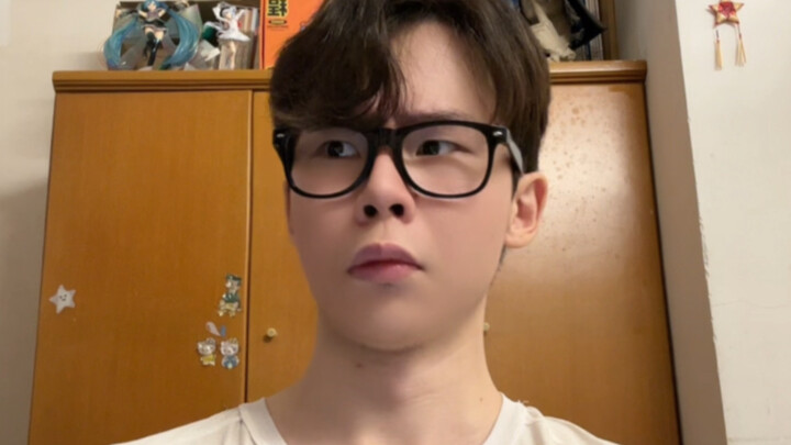 当弹钢琴的人被亲戚点歌