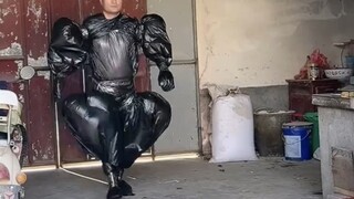Funny collection of Xiao Moge imitating foreign fashion shows