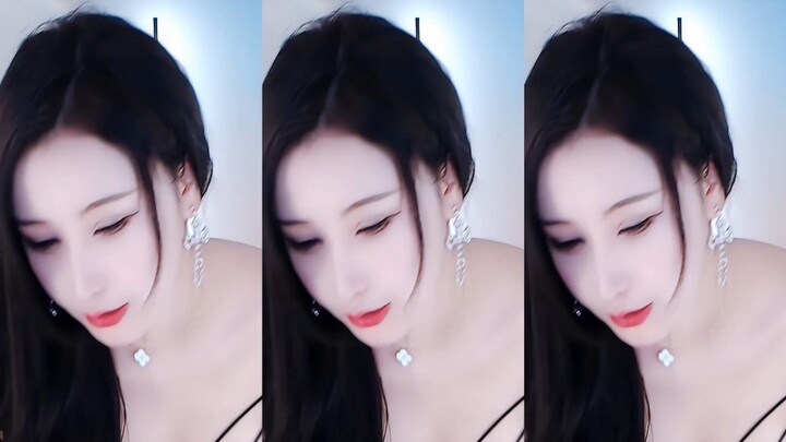 Whose Little Cotton Jacket?