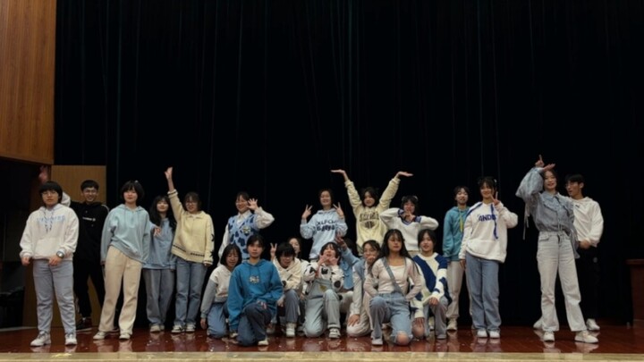 Câu lạc bộ nhảy đường phố trường trung học cover vũ đạo sáng tạo "Sinh ra là để bay" của câu lạc bộ 