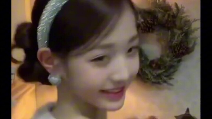 Horrifying! Asians have a head-to-body ratio of 6.15, while Jang Won-young is 7.5...